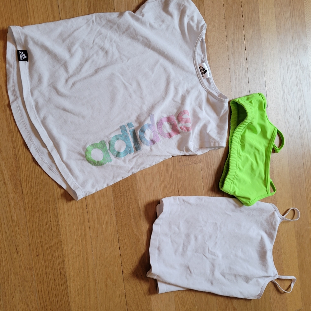 Girls athletic tops sz m